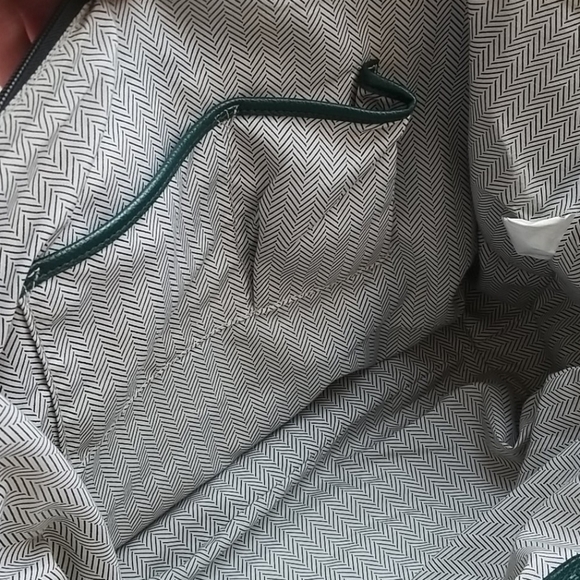 STEVE MADDEN Green & Black w/Gold Hardware Handbag - Picture 7 of 8